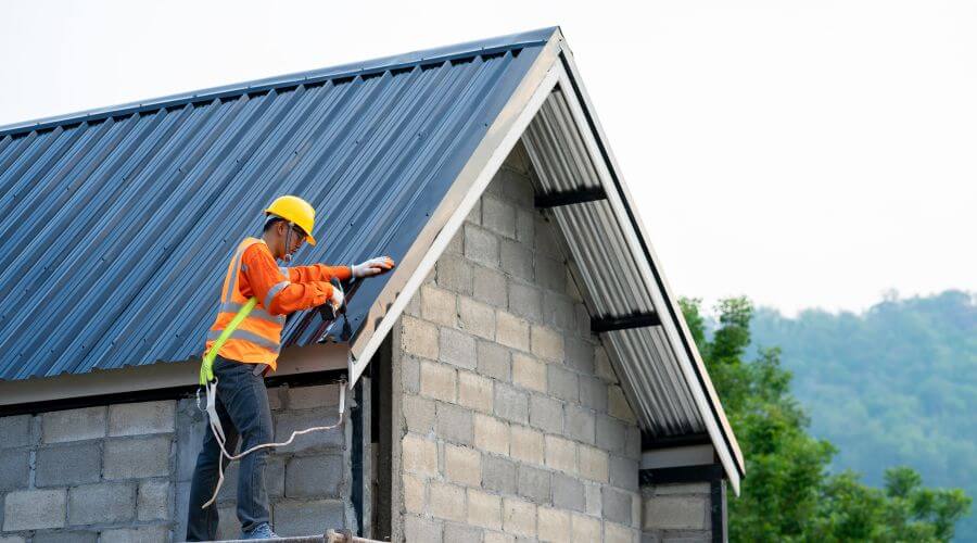 Expert top industrial roofings services in Remsen, IA